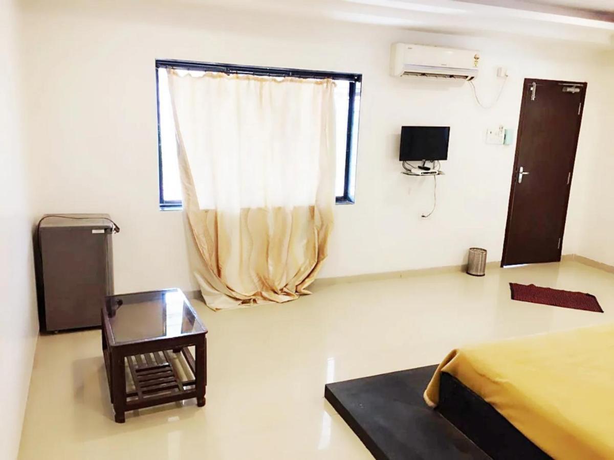 Hotel Complimentary Water Park Igatpuri Exterior foto
